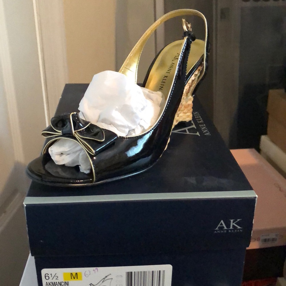 Anne Klein wedges